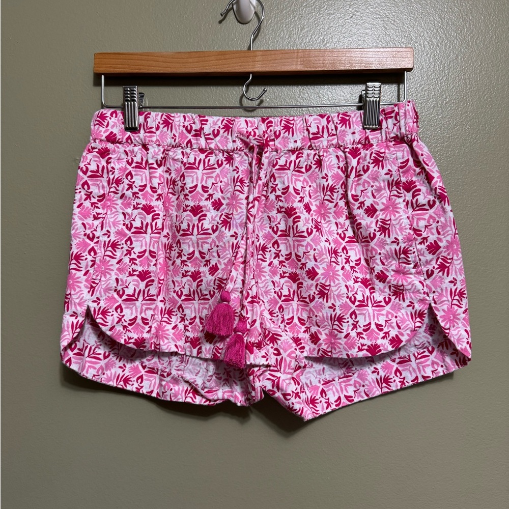 Vineyard Vines Pink Flowered Shorts, Size XS